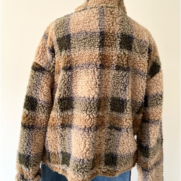 Thread & Supply Cream and Brown Teddy Jacket with Cozy Material S - Picture 8 of 14